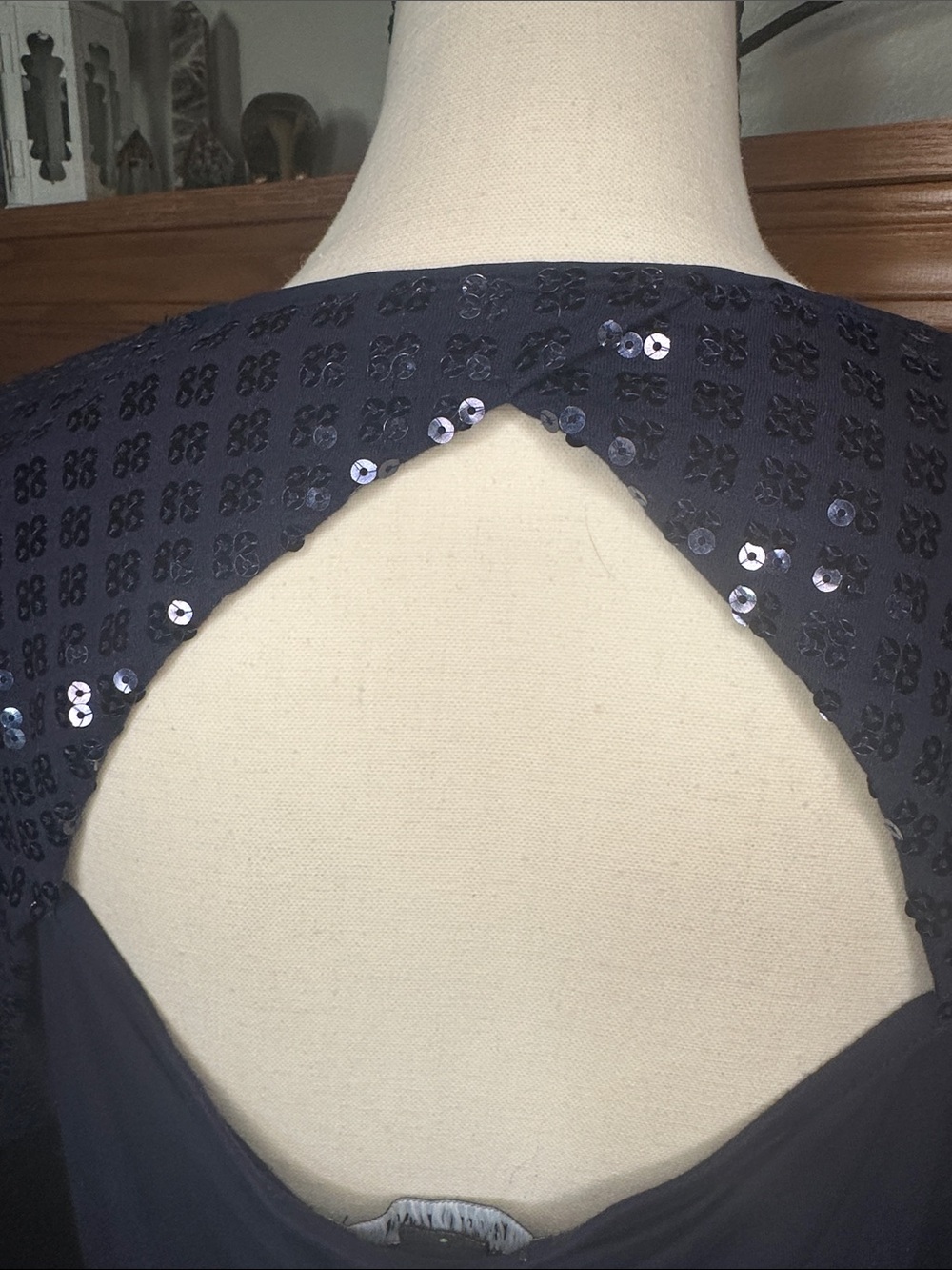 White House Black Market Women’s Navy Sequin Short-Sleeve Top with Open Back XL - Picture 6 of 9
